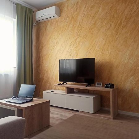 Stylish, Modern 2 Rooms Flat With City View, Near Presidential Palace Bukarest Exterior foto