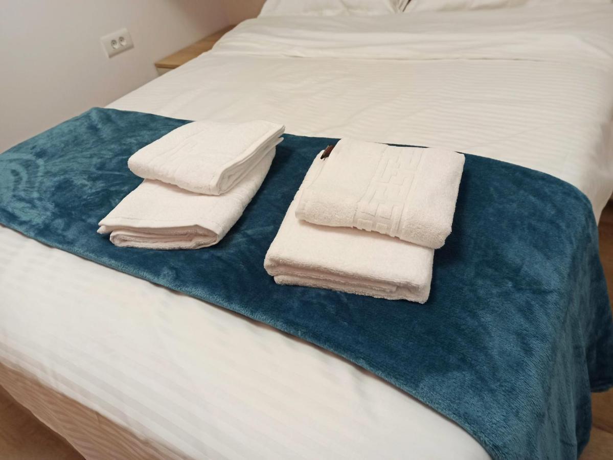Stylish, Modern 2 Rooms Flat With City View, Near Presidential Palace Bukarest Exterior foto
